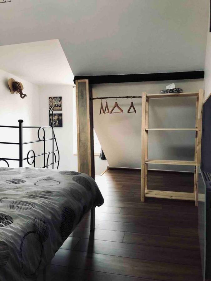 Gite La Maison Rouge Bethune Exterior photo